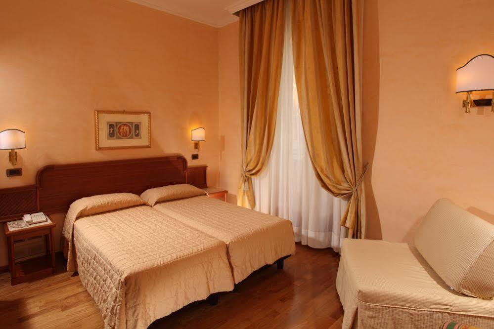 Hotel Regno Roma Ngoại thất bức ảnh